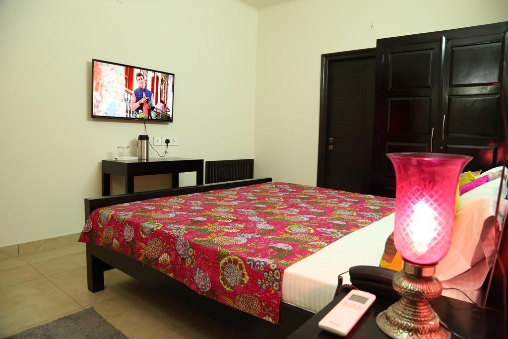 Saket Inn Jaipur Exteriör bild
