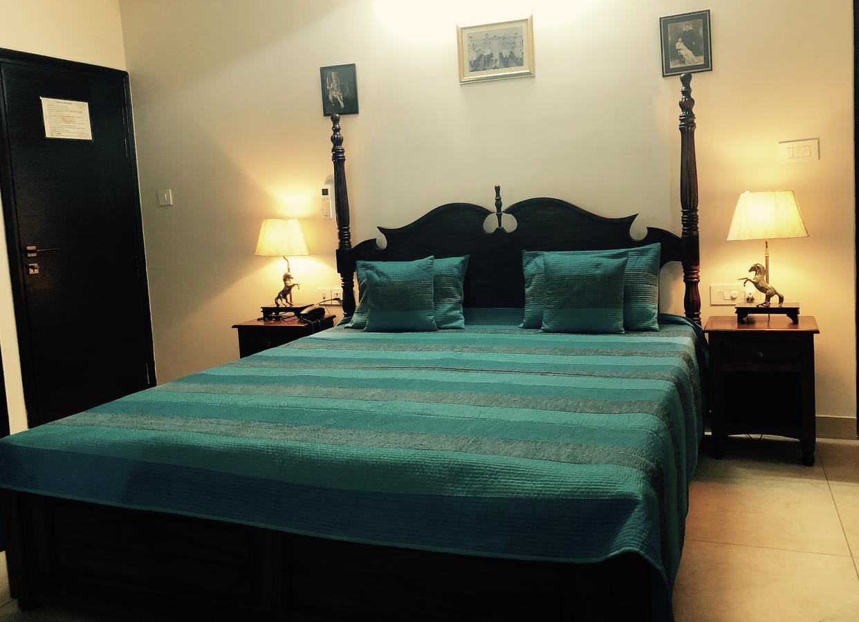 Saket Inn Jaipur Exteriör bild